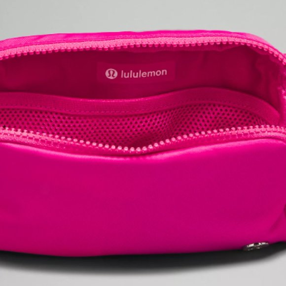lululemon athletica | Bags | Lululemon Everywhere Belt Bag L Sonic ...